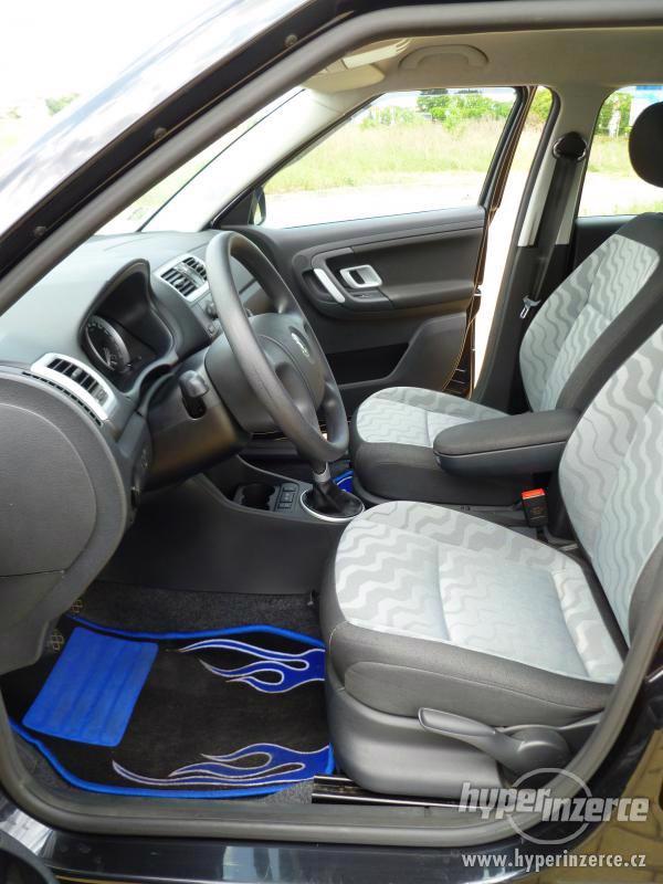 Prodám Škoda Fabia II 1.2 HTP - foto 11
