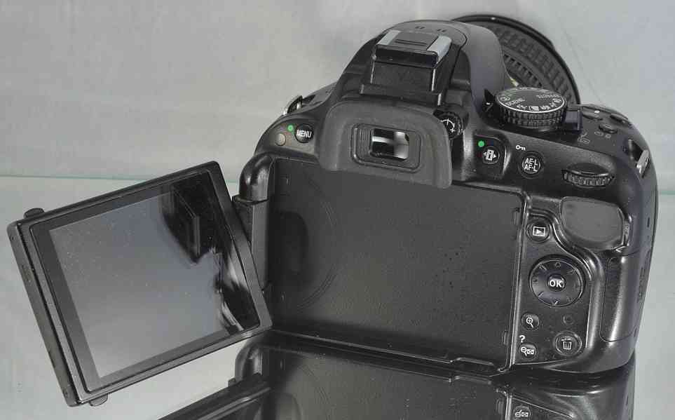 Nikon D5200 + AF-S 18-70mm  *45 000 Exp - foto 10