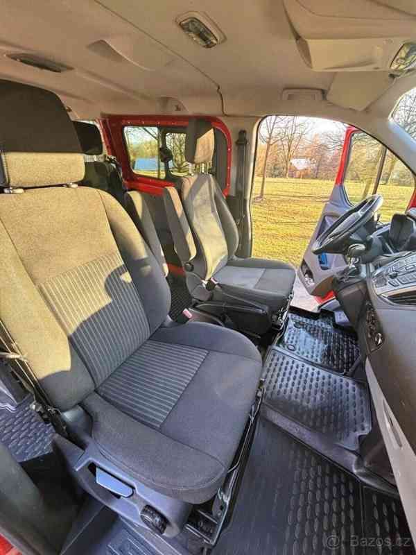 Ford Transit Custom 2,2   r.v. 2015, 8 míst k sezení. - foto 10