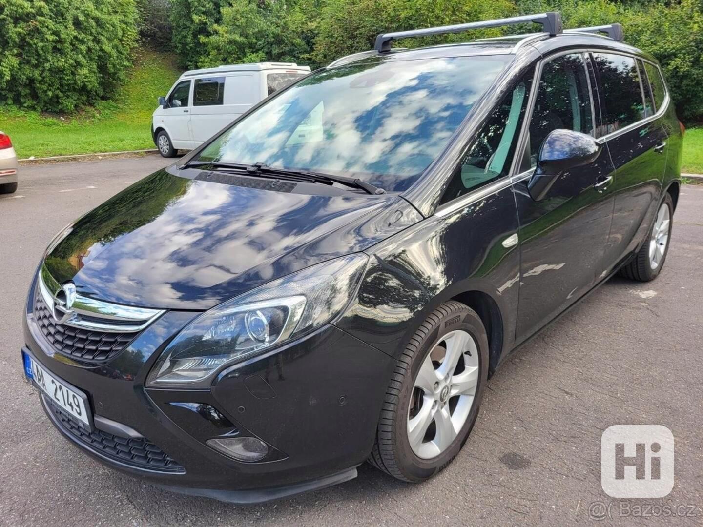 Opel Zafira 2,0   BiTurbo, 195 HP, 1. maj - foto 1