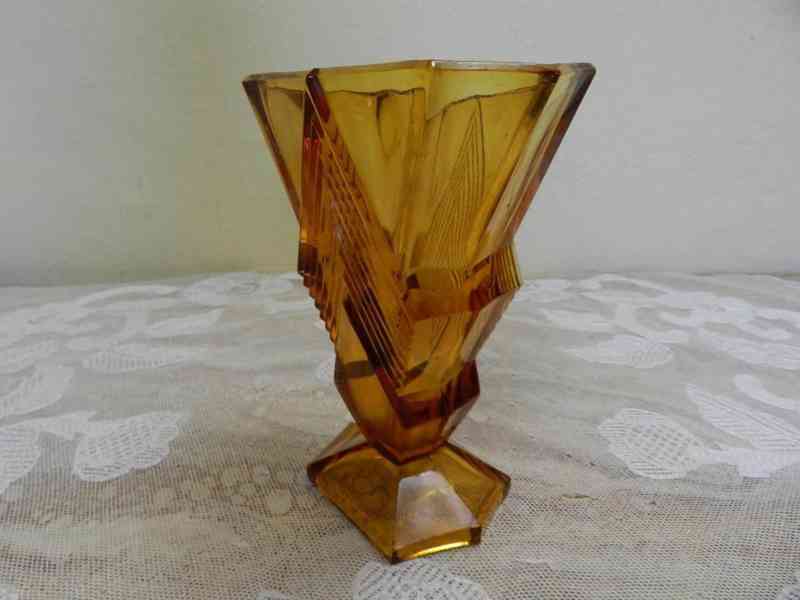 Kubistická Váza Inwald medové sklo - foto 2
