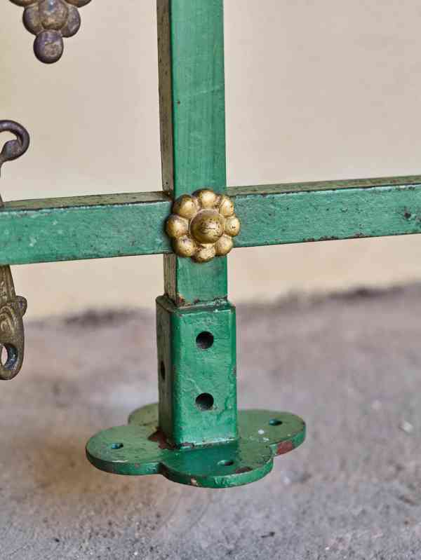 Těžké bronzové zábradlí s motivem vinné révy - 308 cm - foto 7