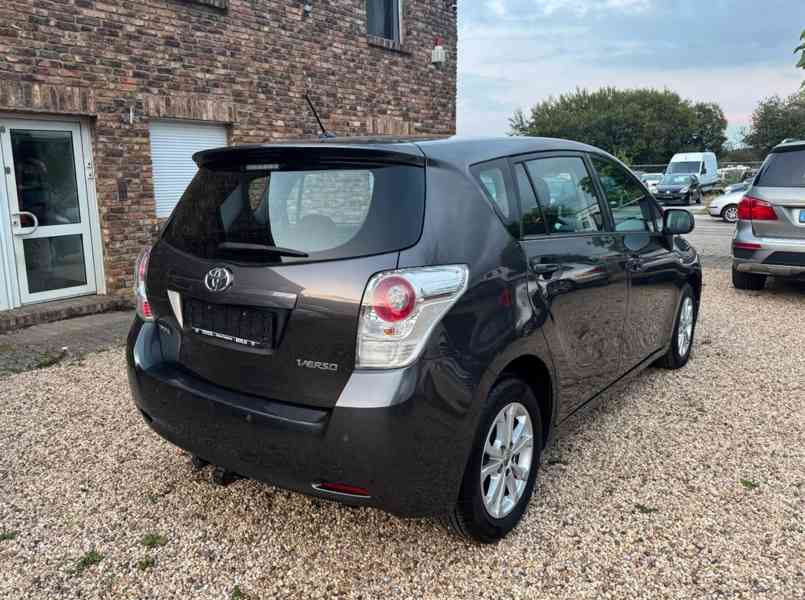 Toyota Verso 1,8i Edition benzín 108kw - foto 16