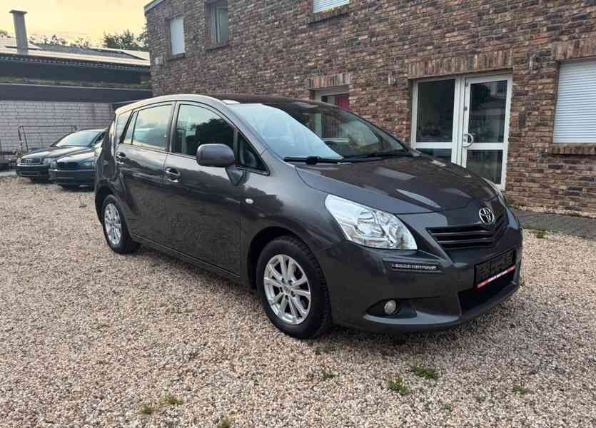 Toyota Verso 1,8i Edition benzín 108kw - foto 7