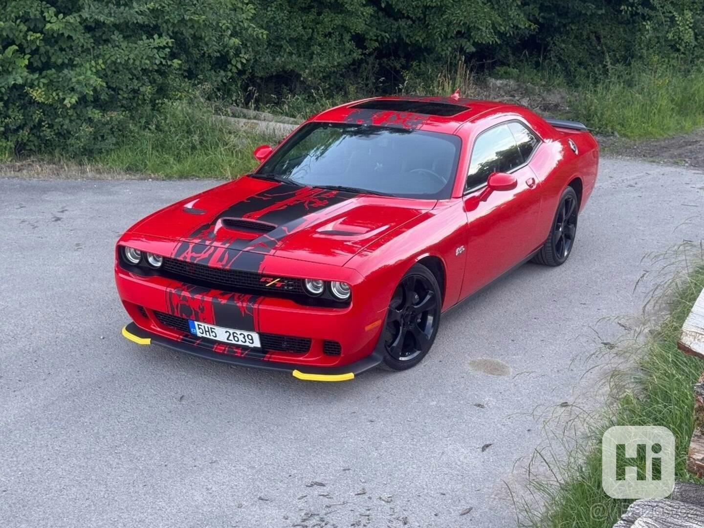 Dodge Challenger 6,4   R/T SCAT PACK - foto 1