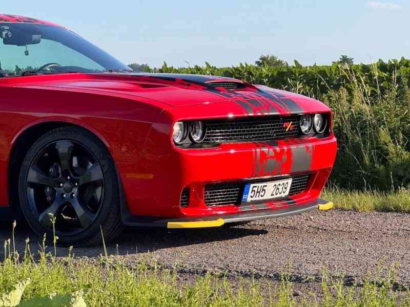 Dodge Challenger 6,4   R/T SCAT PACK - foto 6