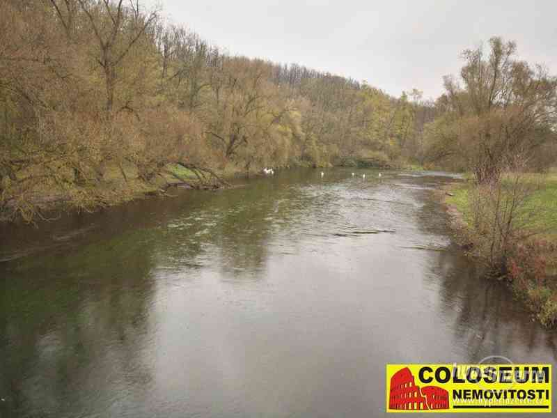 Ivančice - Hrubšice, Stavební pozemek 1678m2, Inženýrské sítě na hranici pozemku - pozemek - foto 4