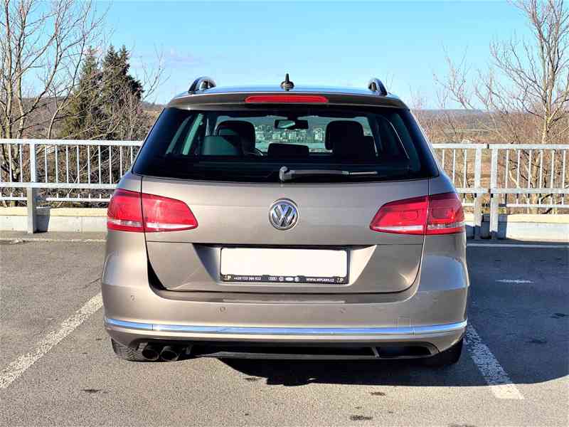 Volkswagen Passat, B7 Exclusive 2.0TDi 125kw,Navi,2012 - foto 4