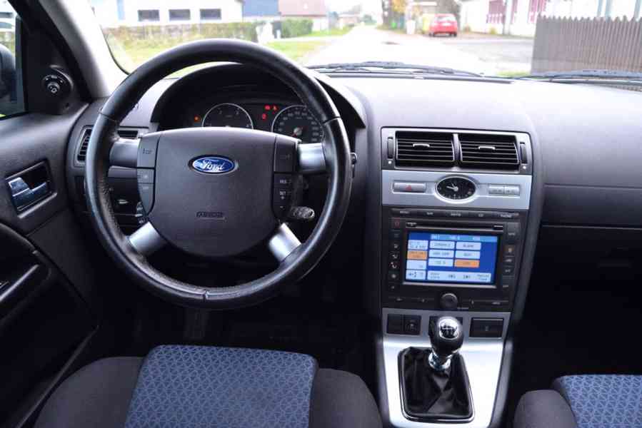 Ford Mondeo 2.2 TDCI 114kW Futura - foto 7