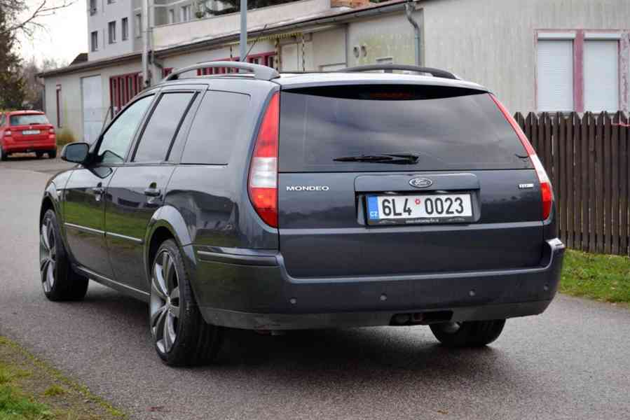 Ford Mondeo 2.2 TDCI 114kW Futura - foto 2
