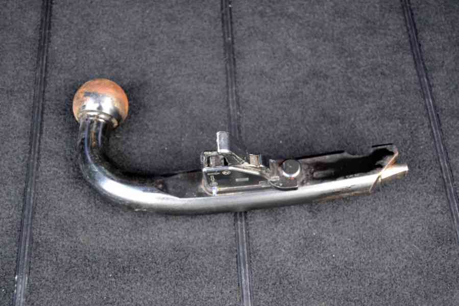 Ford Mondeo 2.2 TDCI 114kW Futura - foto 11