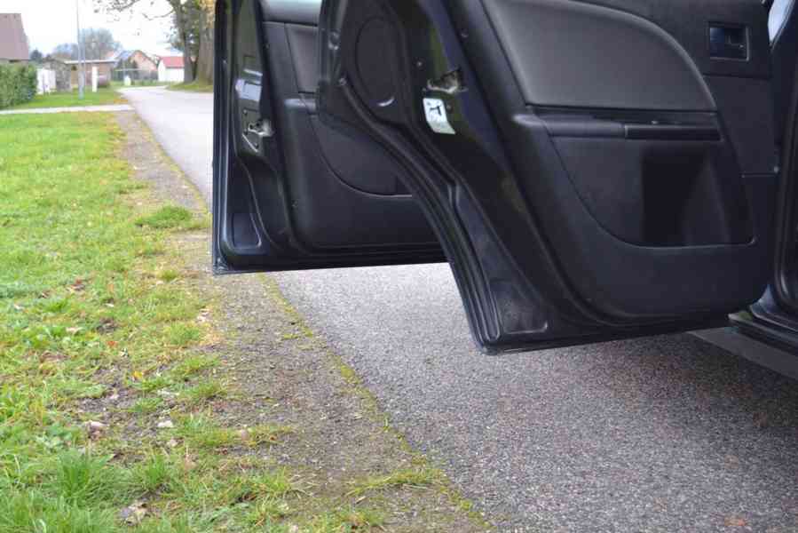 Ford Mondeo 2.2 TDCI 114kW Futura - foto 15