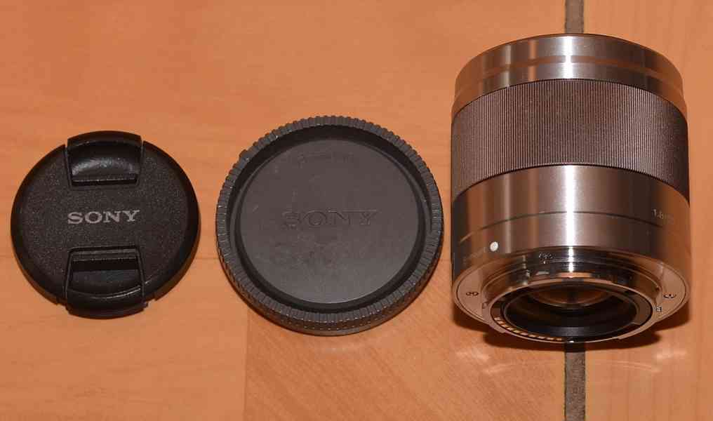 Sony E 50mm f/1,8 OSS *APS-C *SteadyShot*E mount - foto 3