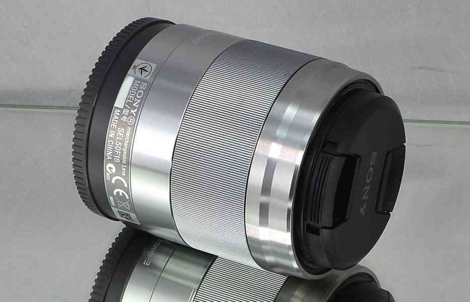 Sony E 50mm f/1,8 OSS *APS-C *SteadyShot*E mount - foto 7