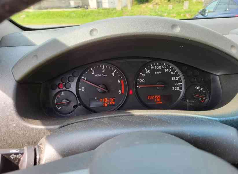 Nissan Navara 2,5DCi 140kw - foto 9
