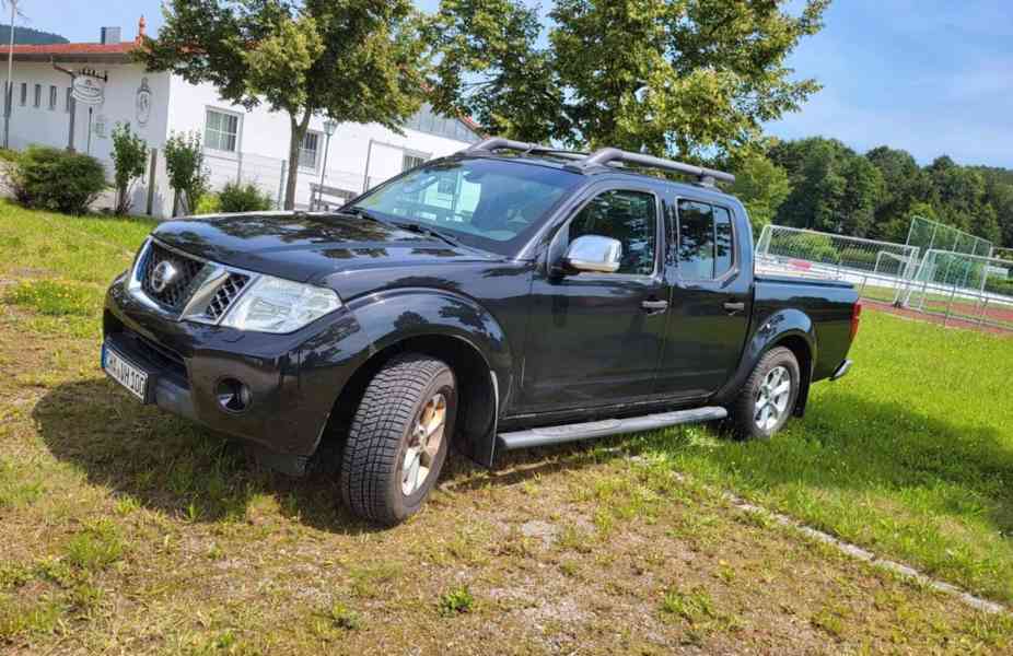 Nissan Navara 2,5DCi 140kw - foto 1