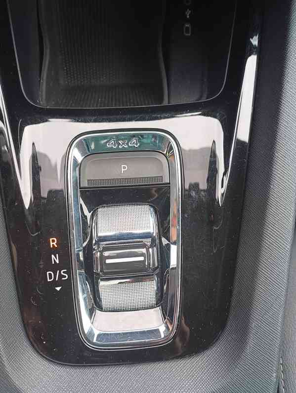 Škoda Octavia SCOUT 2.0 TSI, automat, 4x4, po 1. maj. - foto 30