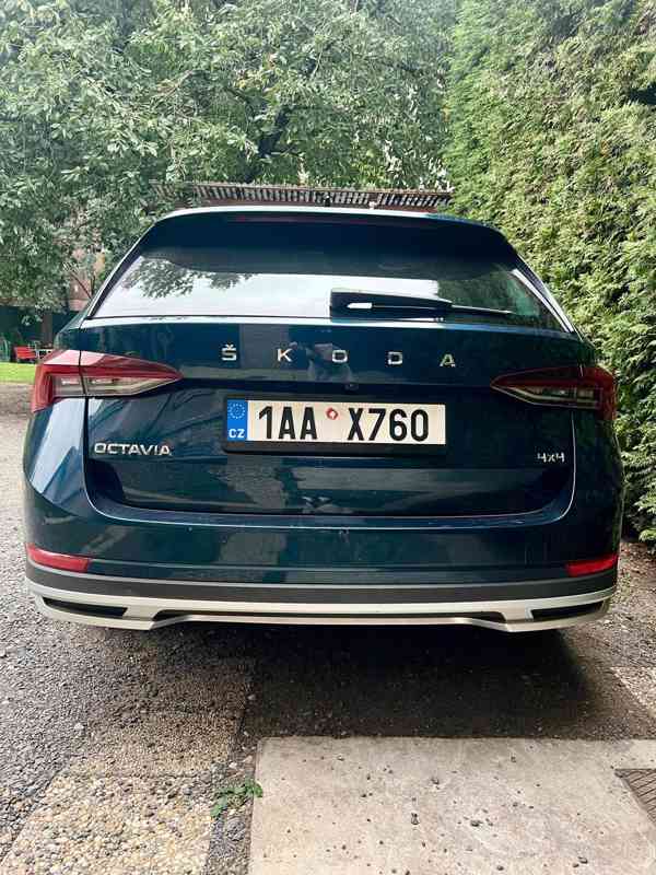 Škoda Octavia SCOUT 2.0 TSI, automat, 4x4, po 1. maj. - foto 22