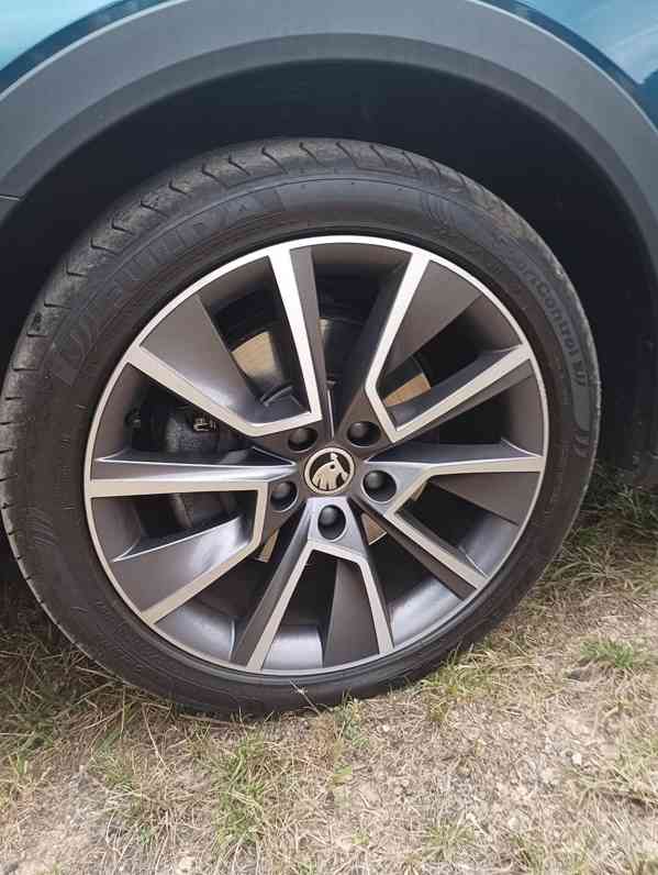 Škoda Octavia SCOUT 2.0 TSI, automat, 4x4, po 1. maj. - foto 18