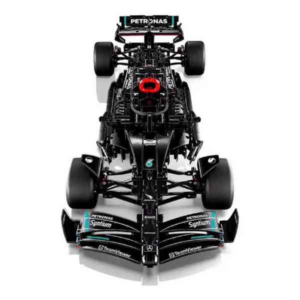 Nová stavebnice vozu F1 Mercedes W 14 E  - foto 4