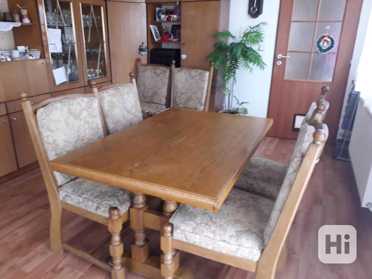 Jídelní stůl a židle - foto 1