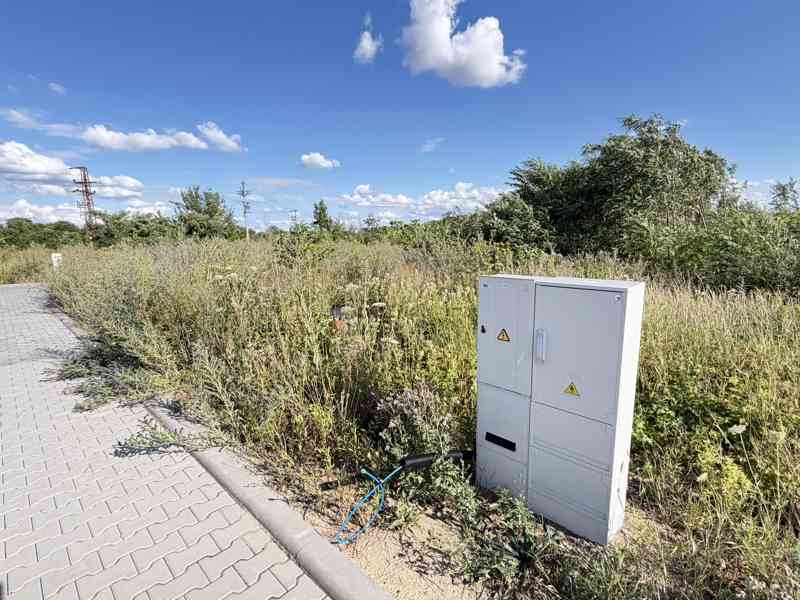 NABÍDKA PRODEJE STAVEBNÍHO POZEMKU O CP 721M2 V MIKULOVĚ  - foto 8