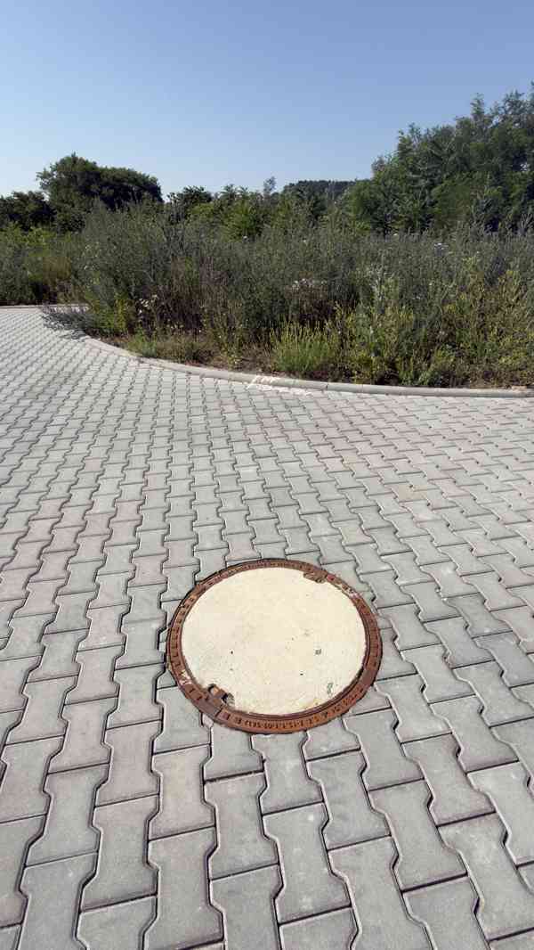 NABÍDKA PRODEJE STAVEBNÍHO POZEMKU O CP 721M2 V MIKULOVĚ  - foto 9