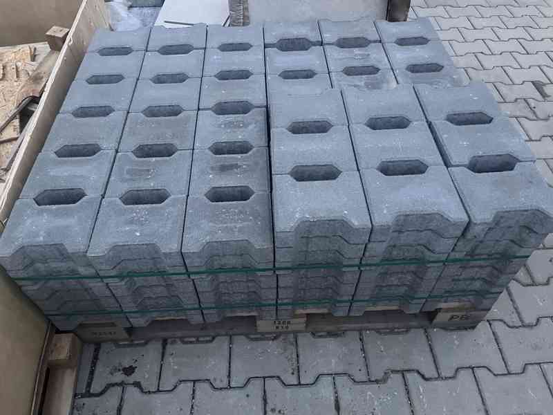 Nová zámková dlažba 6 cm - foto 1