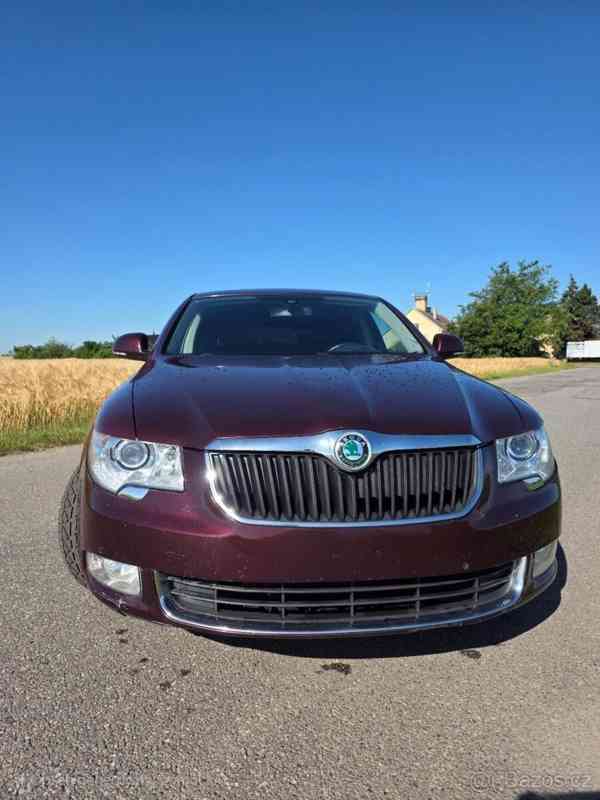 Škoda Superb 2,0 TDI sedan 125kw automat - foto 2