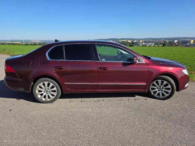 Škoda Superb 2,0 TDI sedan 125kw automat - foto 4