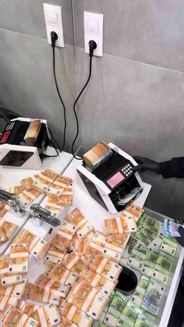 Spolehlivé nabídky půjček   - foto 3