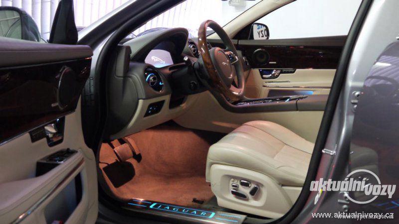 Jaguar XJ 5.0, benzín, automat, RV 2012, navigace, kůže - foto 12