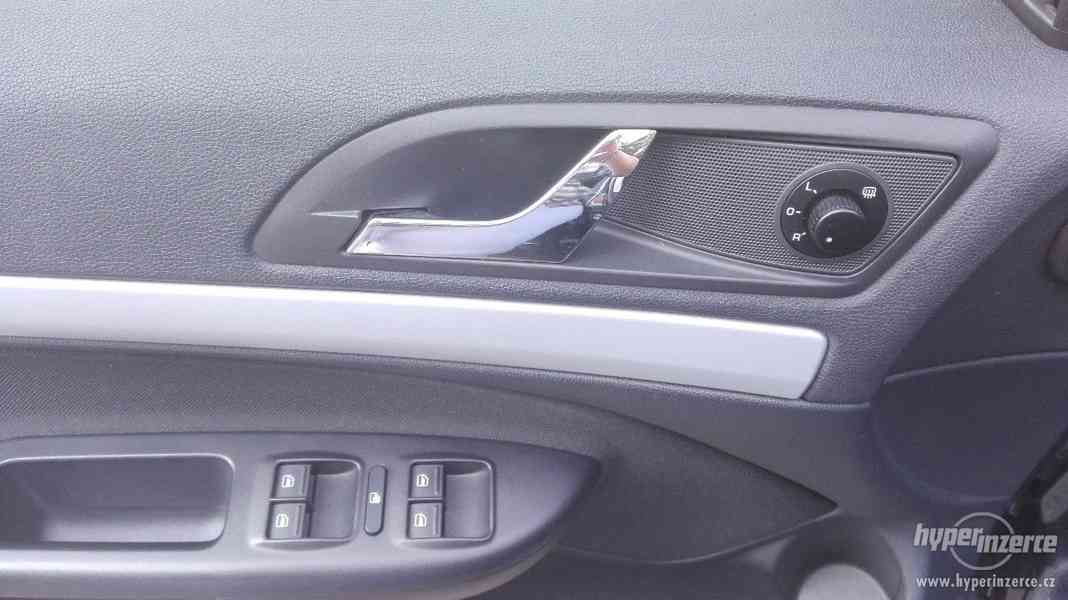 Prodám škoda octavia combi 1.6 MPI - foto 8