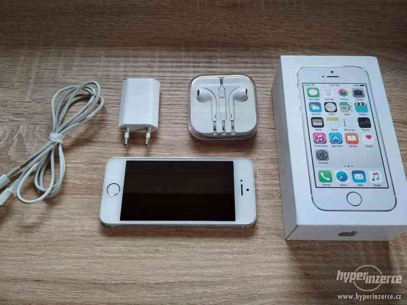 iPhone 5S, 16 GB, stříbrný - foto 1