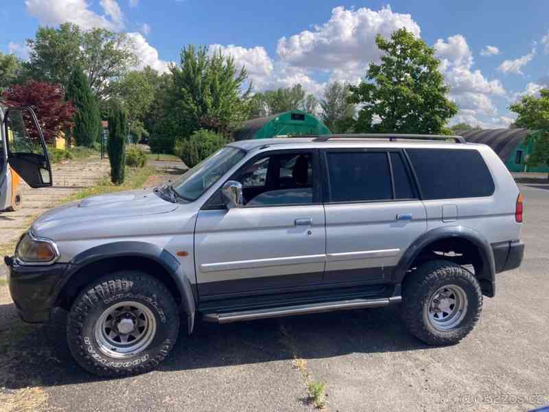 Mitsubishi Pajero 2,5 SPORT - foto 2