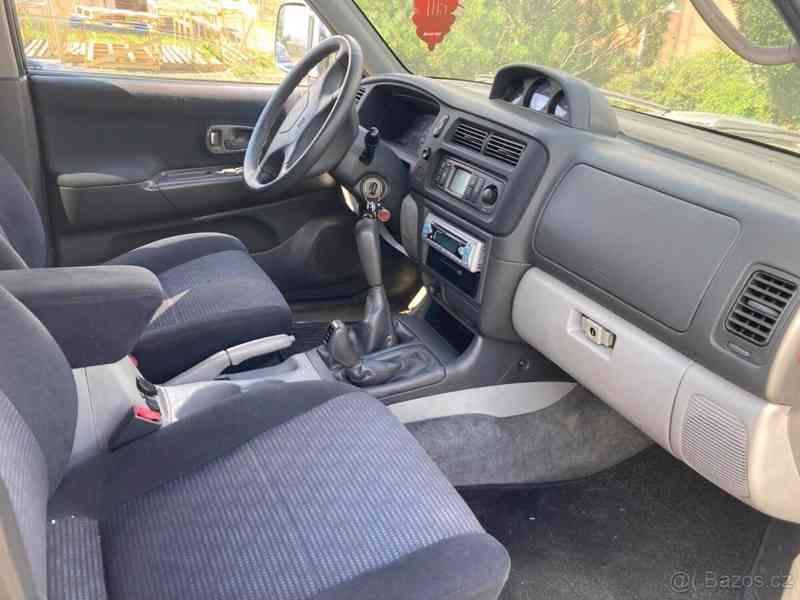Mitsubishi Pajero 2,5 SPORT - foto 10