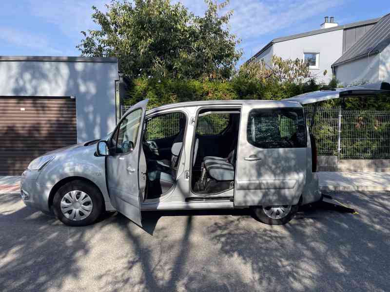 Citroën Berlingo pro převoz vozíčkáře - foto 8