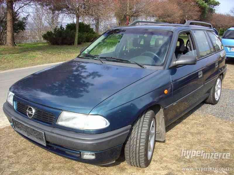 Opel Astra F 1,7TDS Caravan - foto 2