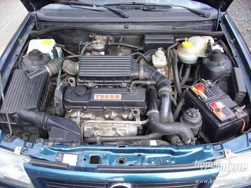 Opel Astra F 1,7TDS Caravan - foto 7