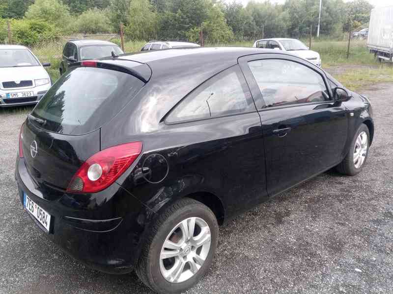 Prodám Opel Corsa 1.2 12V - foto 5