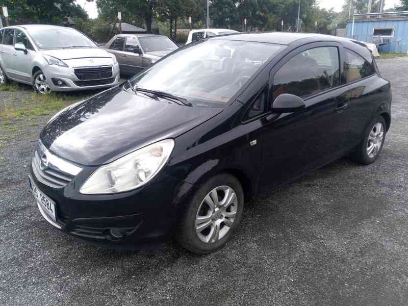 Prodám Opel Corsa 1.2 12V - foto 3