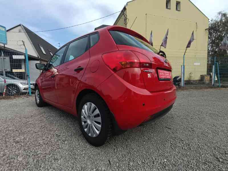 KIA Venga 1,4i Comfort ČR - foto 11