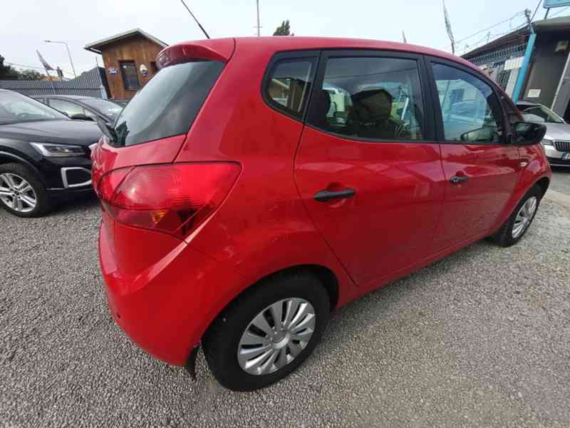 KIA Venga 1,4i Comfort ČR - foto 13