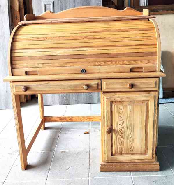 Psací stůl s roletou, výška 121 cm šířka 108 cm - foto 5