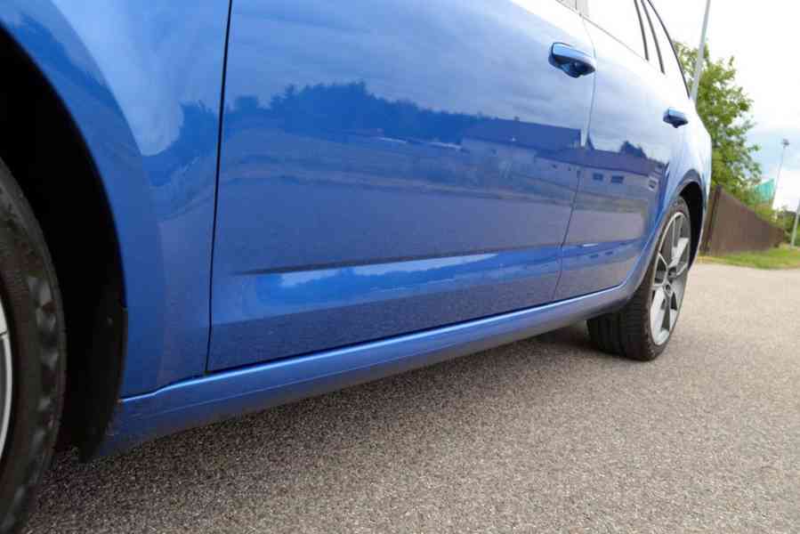 Škoda Octavia 2.0 TDI 135kW RS kombi - foto 19