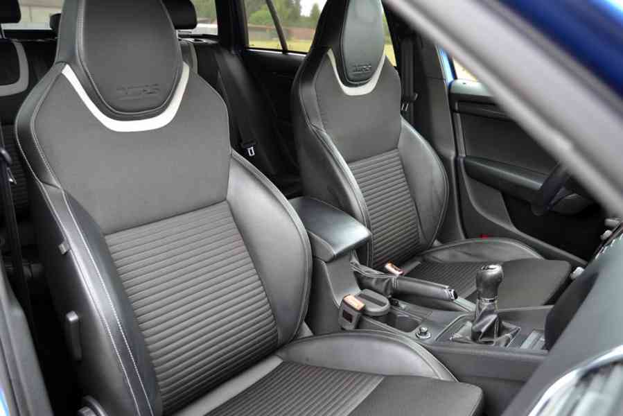 Škoda Octavia 2.0 TDI 135kW RS kombi - foto 17
