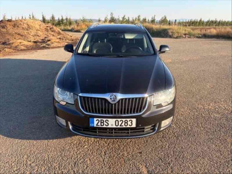 Škoda Octavia 3,6   V6 L&K DSG DPH F1 4X4 - foto 2