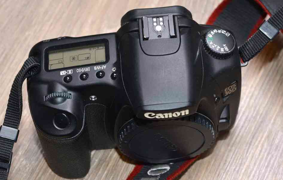 Canon EOS 30D 8,2 Mpix *Poloprof. zrcadlovka - foto 6