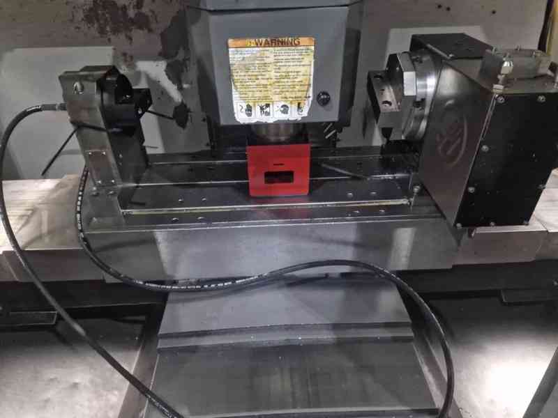HAAS VF-2 CNC obráběcí centrum + 4. osa HRT-160 | 2010 - foto 16