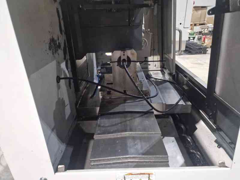 HAAS VF-2 CNC obráběcí centrum + 4. osa HRT-160 | 2010 - foto 17